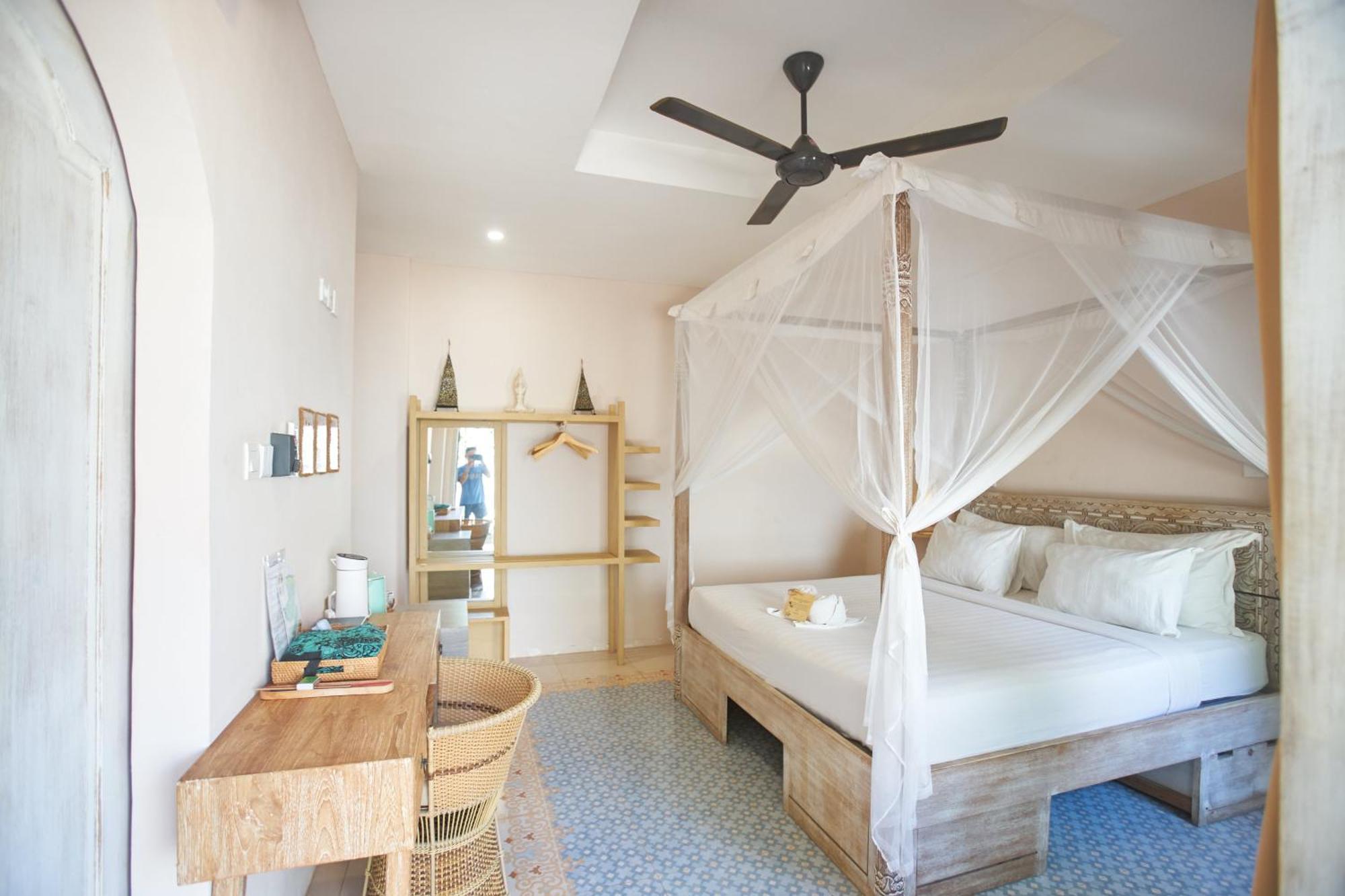 Isla Indah Retreat Boutique Hotel Lembongan Exterior photo