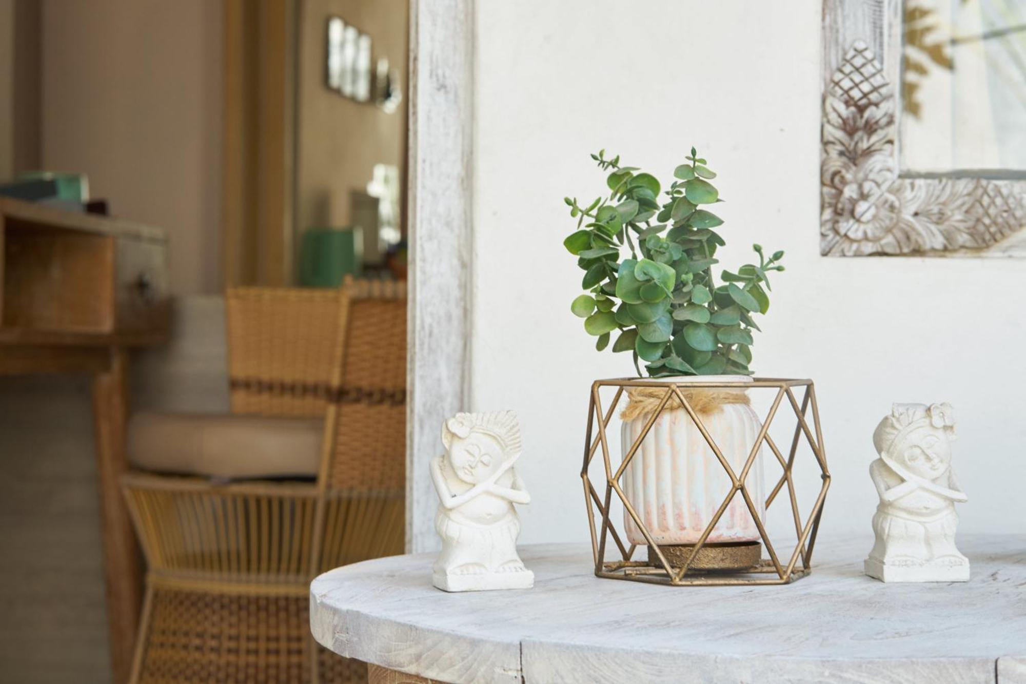 Isla Indah Retreat Boutique Hotel Lembongan Exterior photo
