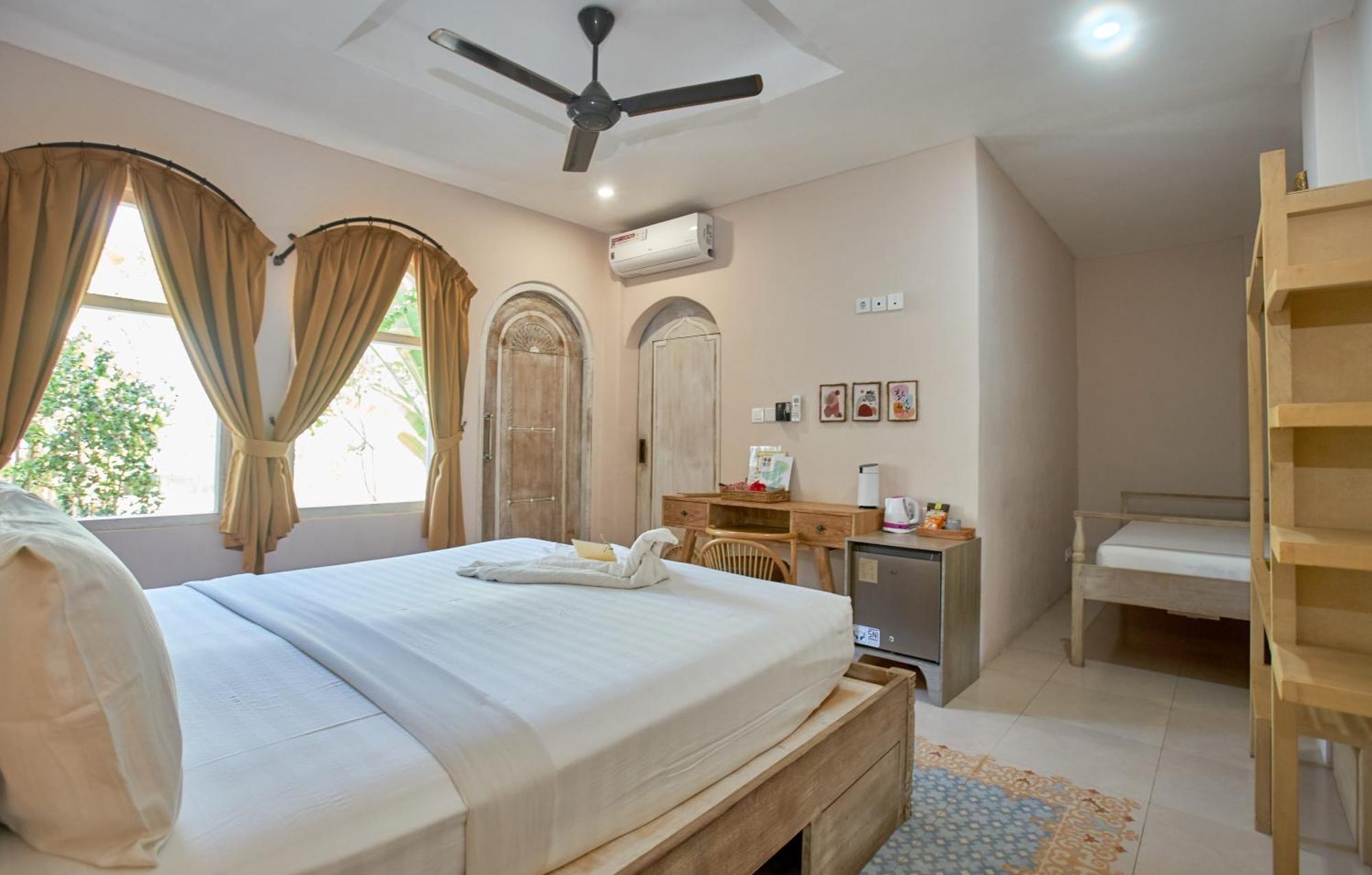 Isla Indah Retreat Boutique Hotel Lembongan Exterior photo
