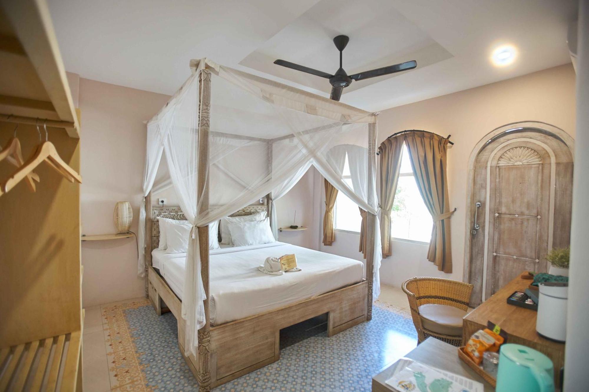 Isla Indah Retreat Boutique Hotel Lembongan Exterior photo